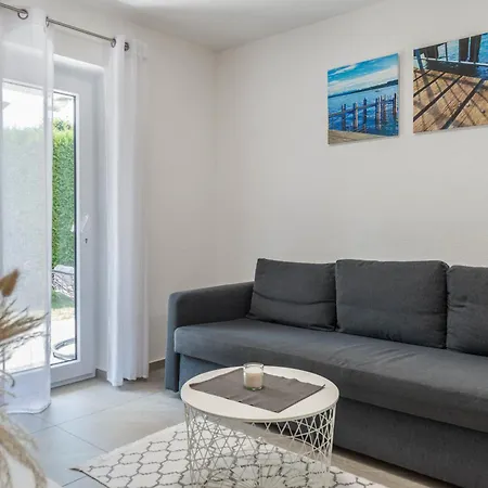 Koese Apartment *